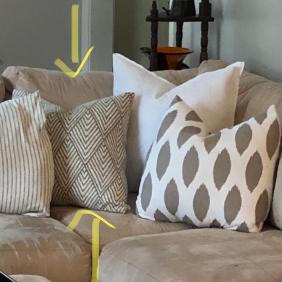 Kravet Pillow Covers (set of 2) Taupe Zig zag - Picture 6 of 6